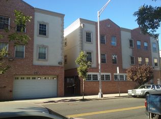 104-110 1st St APT 301, Elizabeth, NJ 07206