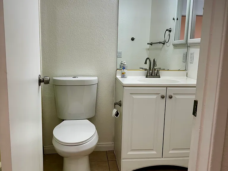 2204 Mark Ave — Photo 13