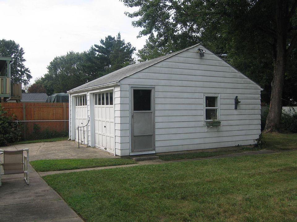 2 Car Garage