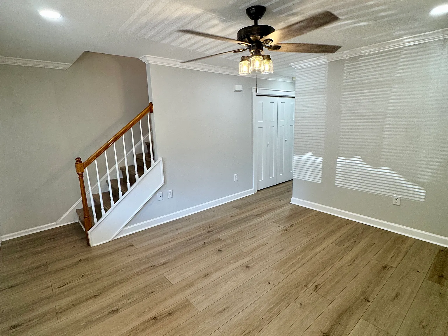 2 bed, 1.5 bath, 1068 sqft, $1,375 — Photo 3