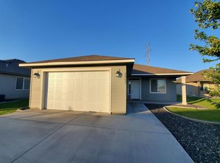 5967 W 41st Ave, Kennewick, WA 99338