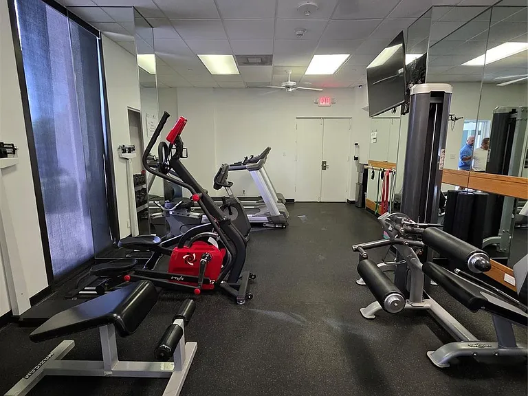 5550 N Ocean Dr — Photo 38