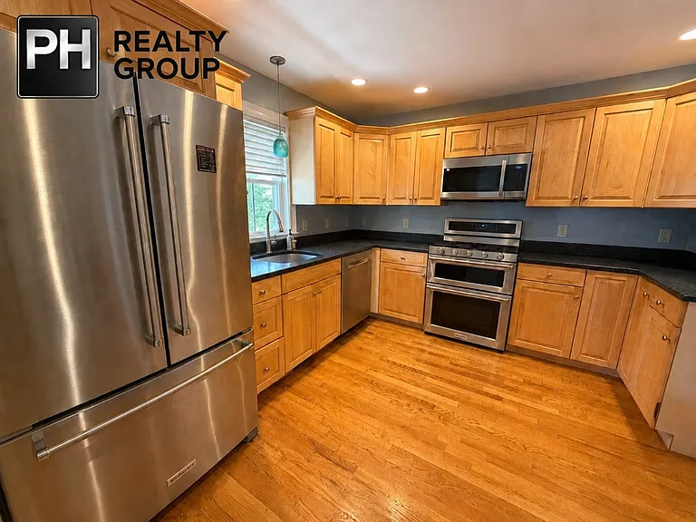18 Gilkey Ct — Photo 3