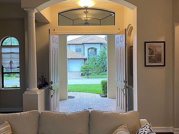 5th image of 10135 Avalon Lake Cir