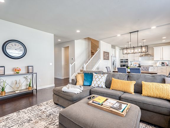 Open Floor Plan with Designer touches!