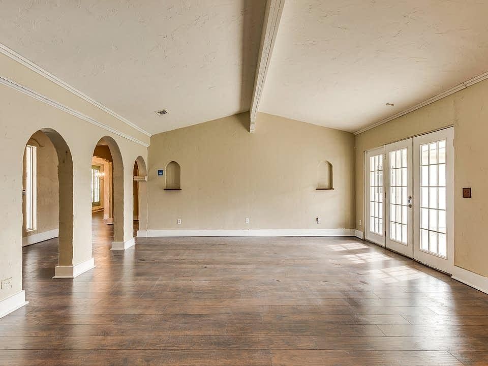 1st image of 1101 Linda Ln Room C