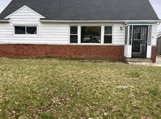 20698 Bowling Green Rd, Maple Heights, OH 44137