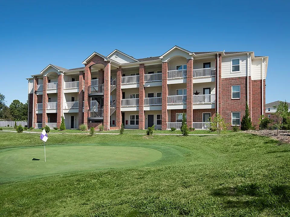 The Links at Manhattan