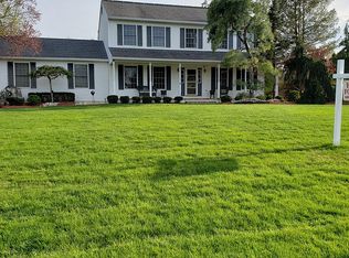 9 Lauren Ln, New Egypt, NJ 08533