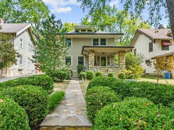 5529 Rockhill Rd, Kansas City, MO 64110