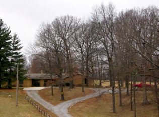 1491 County Road 1000 E, Carmi, IL 62821