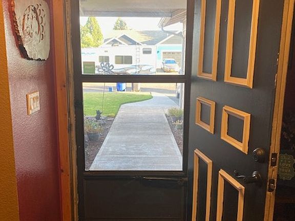 3rd image of 4611 Grouse Dr SE