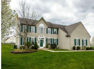 1014 Andrews Ln, Pennsburg, PA 18073