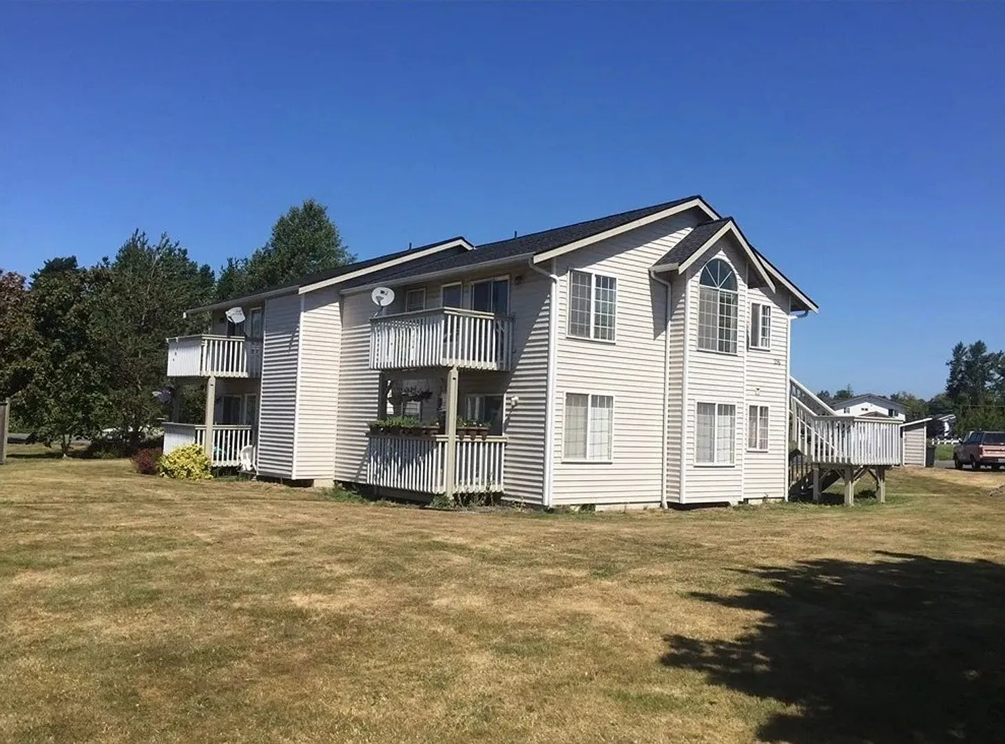 2 bedrooms 1 bath in Blaine! — Photo 2