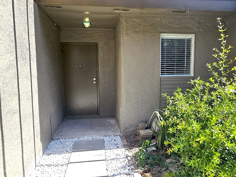 717 SW 75th St #108 — Photo 1