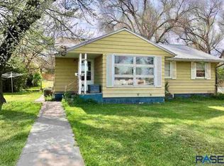 608 4th Ave, Edgemont, SD 57735