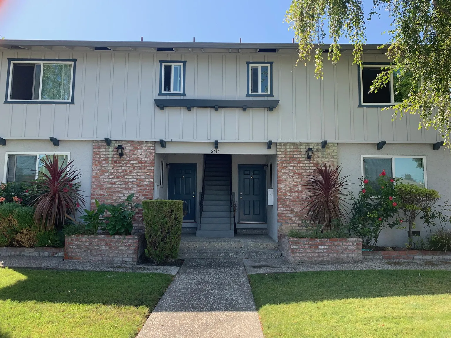2 bed, 800 sqft, $2,800 — Photo 3