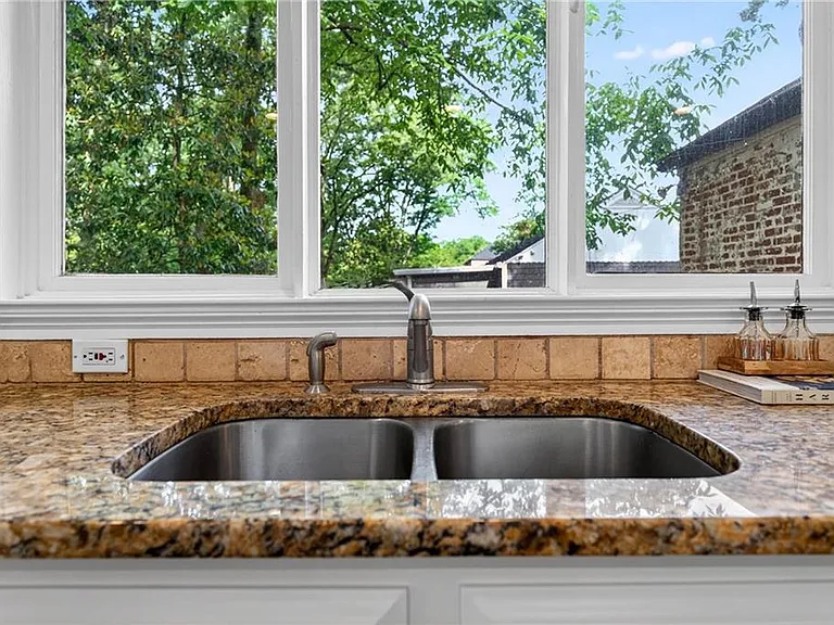 392 Collier Rd NW — Photo 16