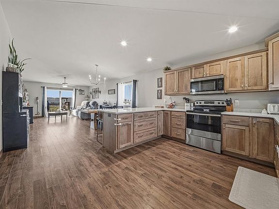 5th image of 210 E Randall Road