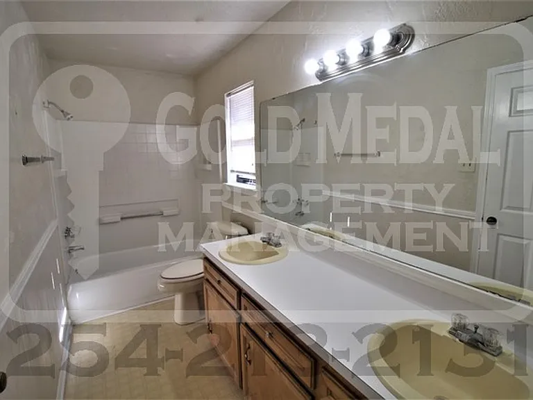 109 Benjamin Cir — Photo 11