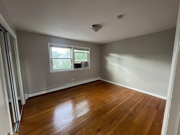 4th image of 236 W Johnson St #2E