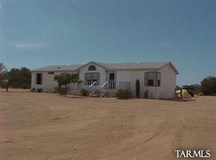 7585 N Pear Tree Rd, Tucson, AZ 85743