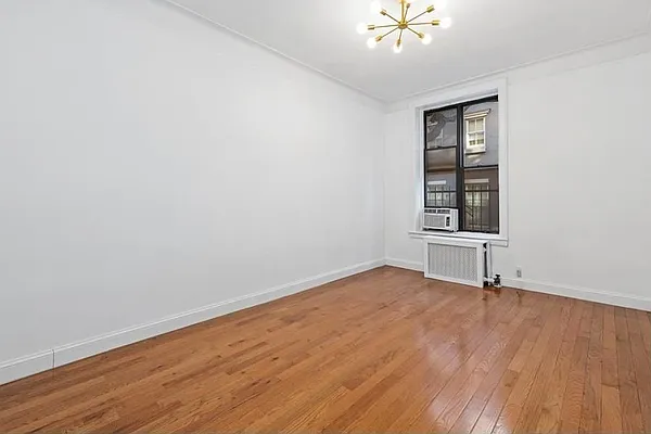 Rented by Douglas Elliman | media 10