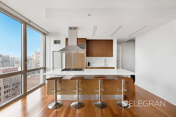 Rented by (Legacy) Elegran | media 3