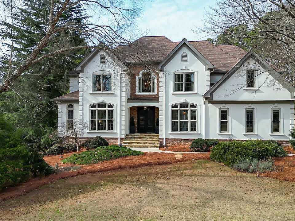 1st image of 500 Tuxedo Ln
