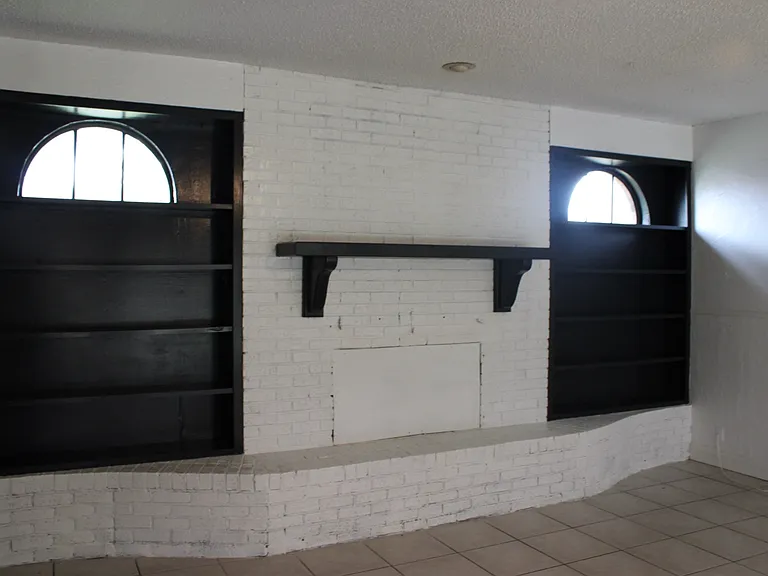 4565 Cobb St — Photo 5