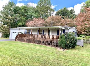 115 Rocky Ln, Livingston, TN 38570