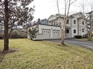 554 Grove St, Newton, MA 02462