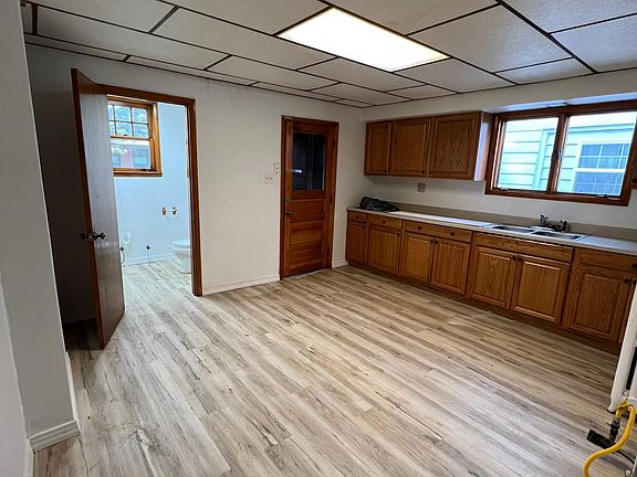 5th image of 109 3rd Ave #109
