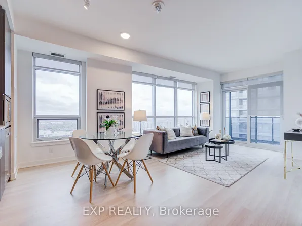 30 Upper Mall Way #2707, Vaughan, ON L4J 0L7