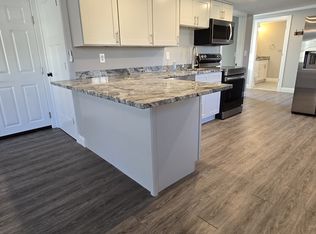 17 Water St #2, Epping, NH 03042