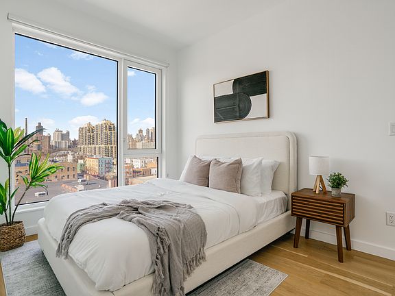 3rd image of 11-14 35th Ave #307