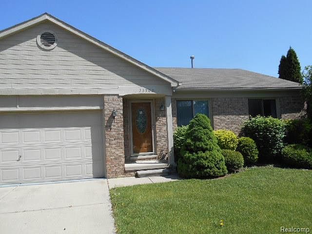 1st image of 33502 Bordeaux Ct