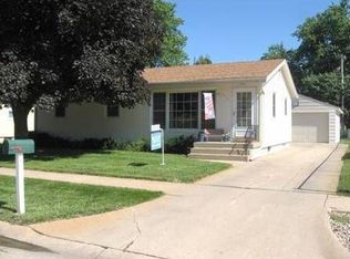 2218 Boyce St, Hastings, NE 68901