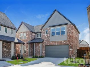 205 Hockliffe Ct, Saginaw, TX 76179
