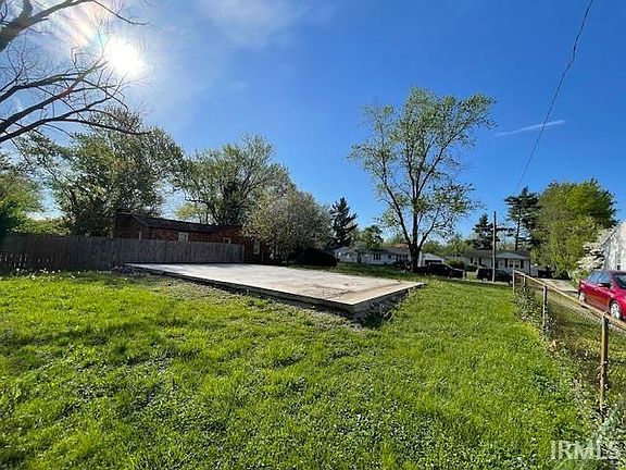 4th image of 1800 Shelby Ave