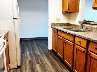 Cardinal Manor Apartments, Willmar, MN 56201
