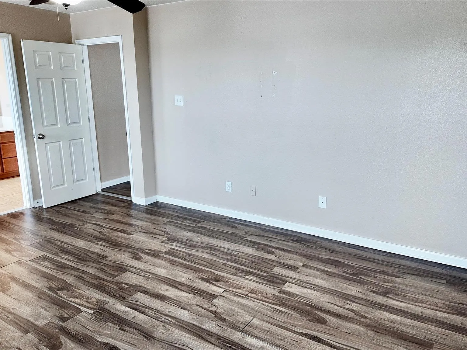 3 bed, 2.5 bath, 2257 sqft, $1,900 — Photo 4