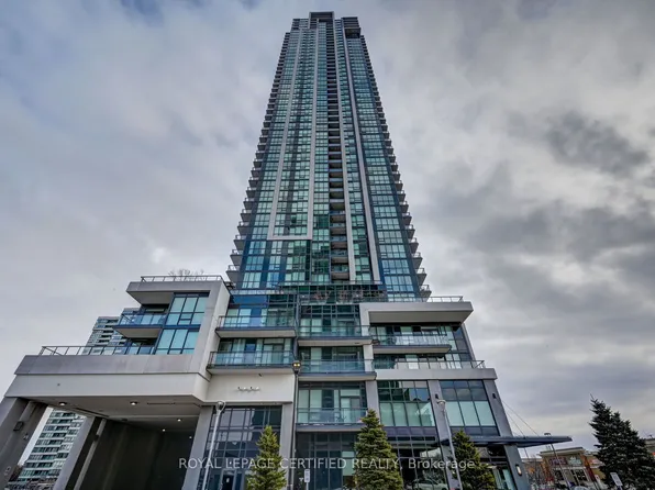 3975 Grand Park Dr #1302, Mississauga, ON L5B 0K4