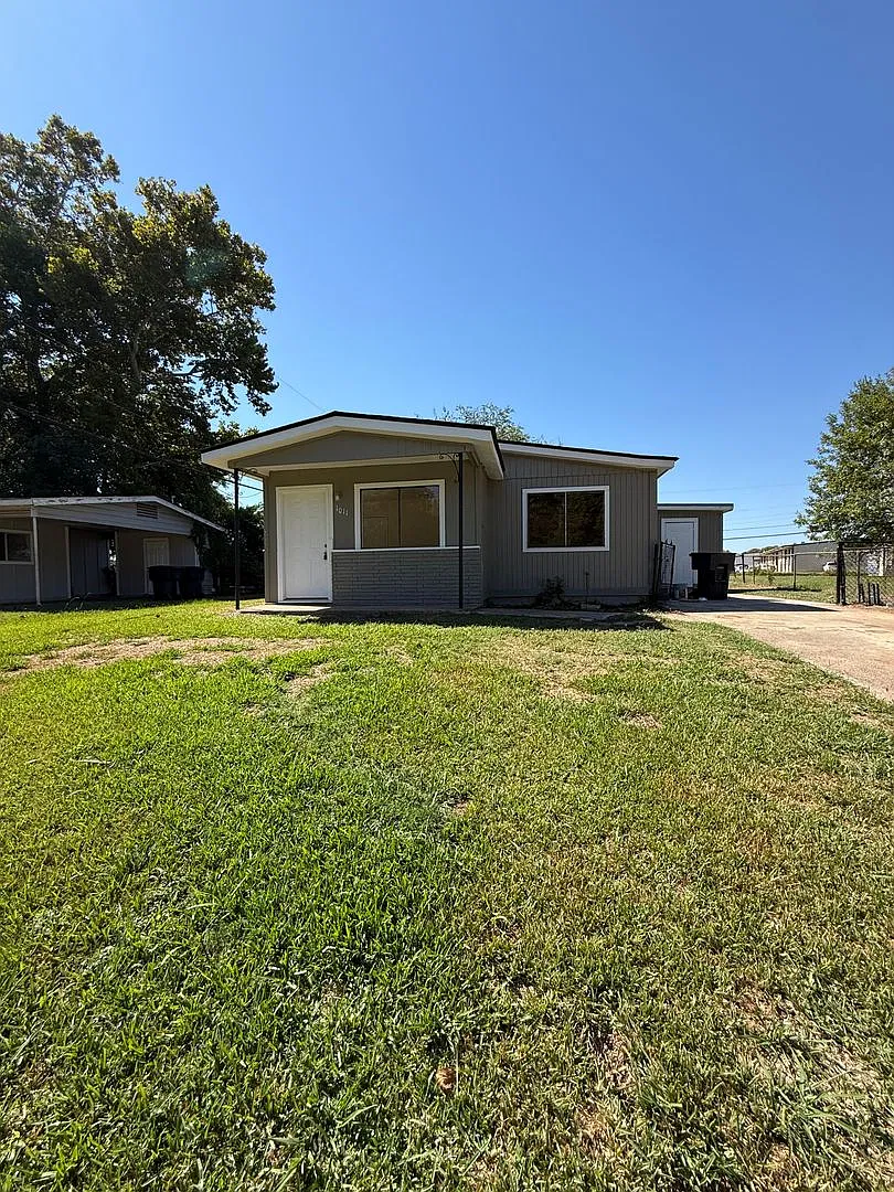 For Lease in Meadowview! — Photo 1