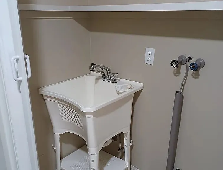3138 Honeymoon Ln — Photo 12