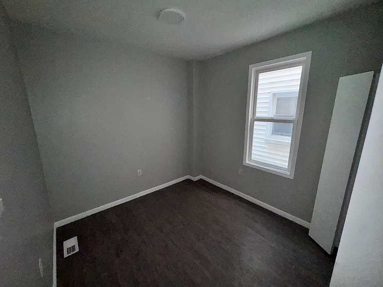 159 Myrtle Ave #1F — Photo 2