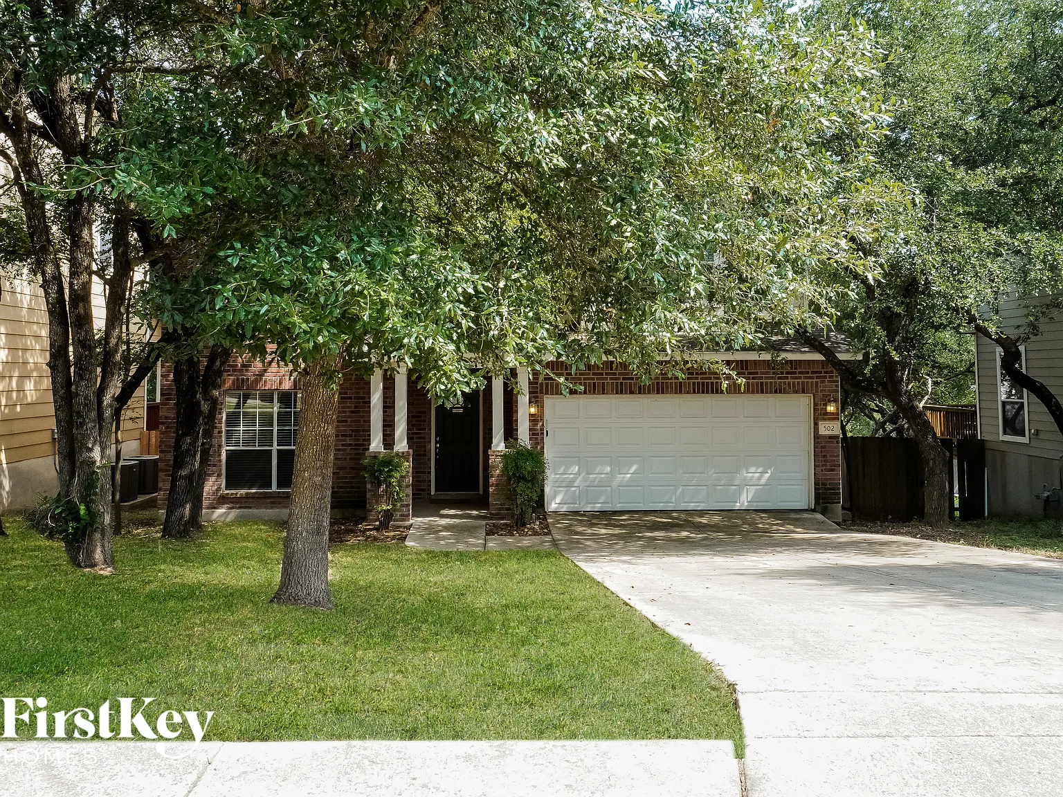4 bed, 2.5 bath, 2670 sqft, $2,155 — Photo 1