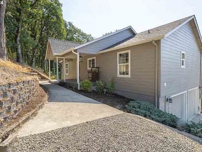 909 NE Center St, Sheridan, OR, 97378