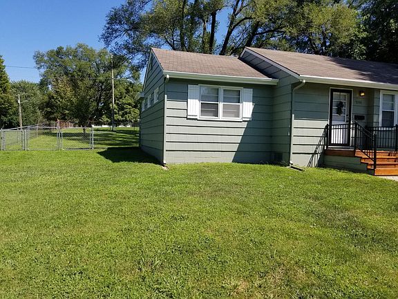 Side yard and gate