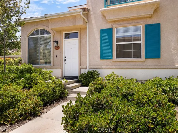 27861 Crown Court Cir #72, Valencia, CA 91354